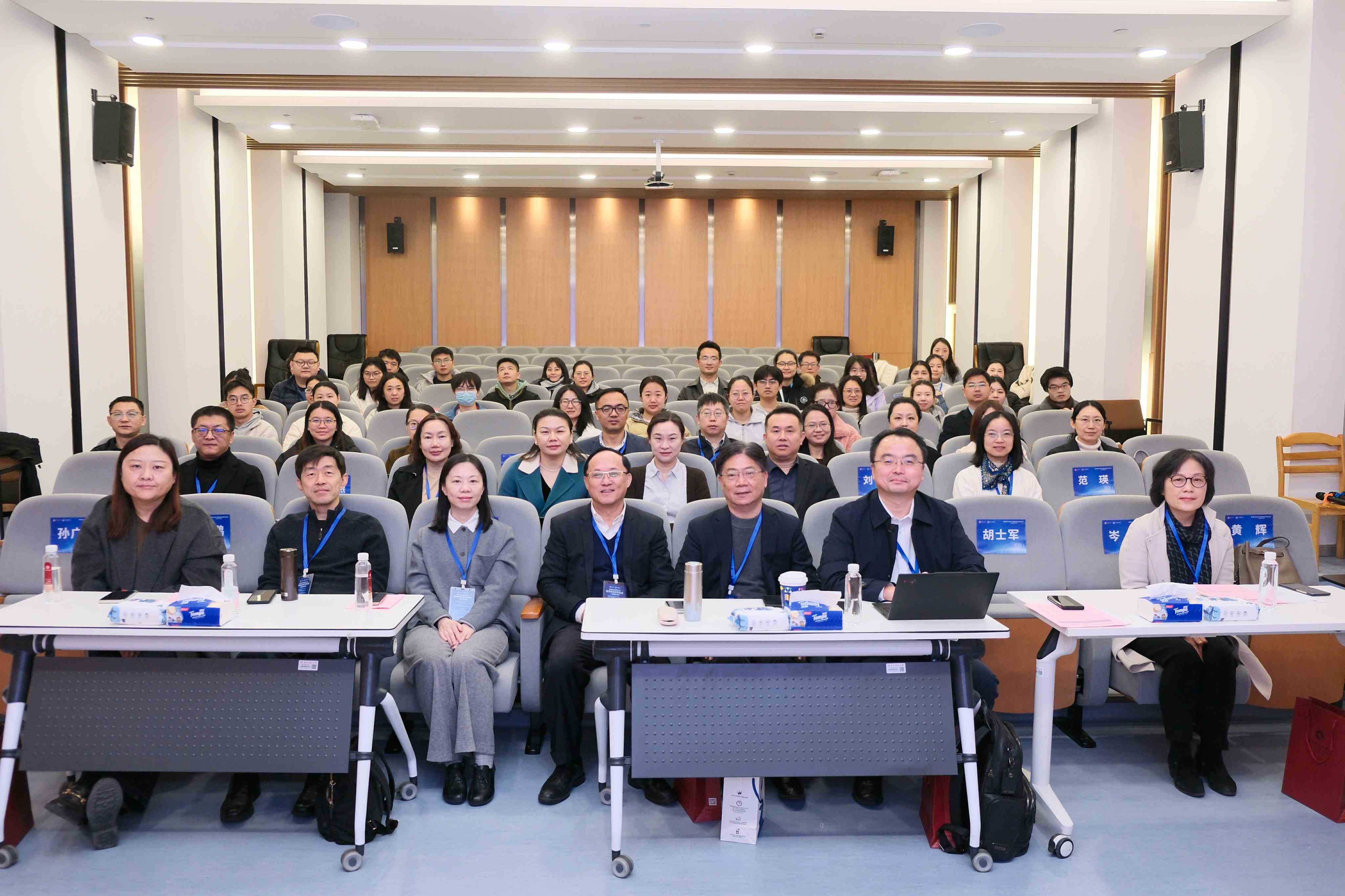压缩图片.jpg 压缩图片.jpg